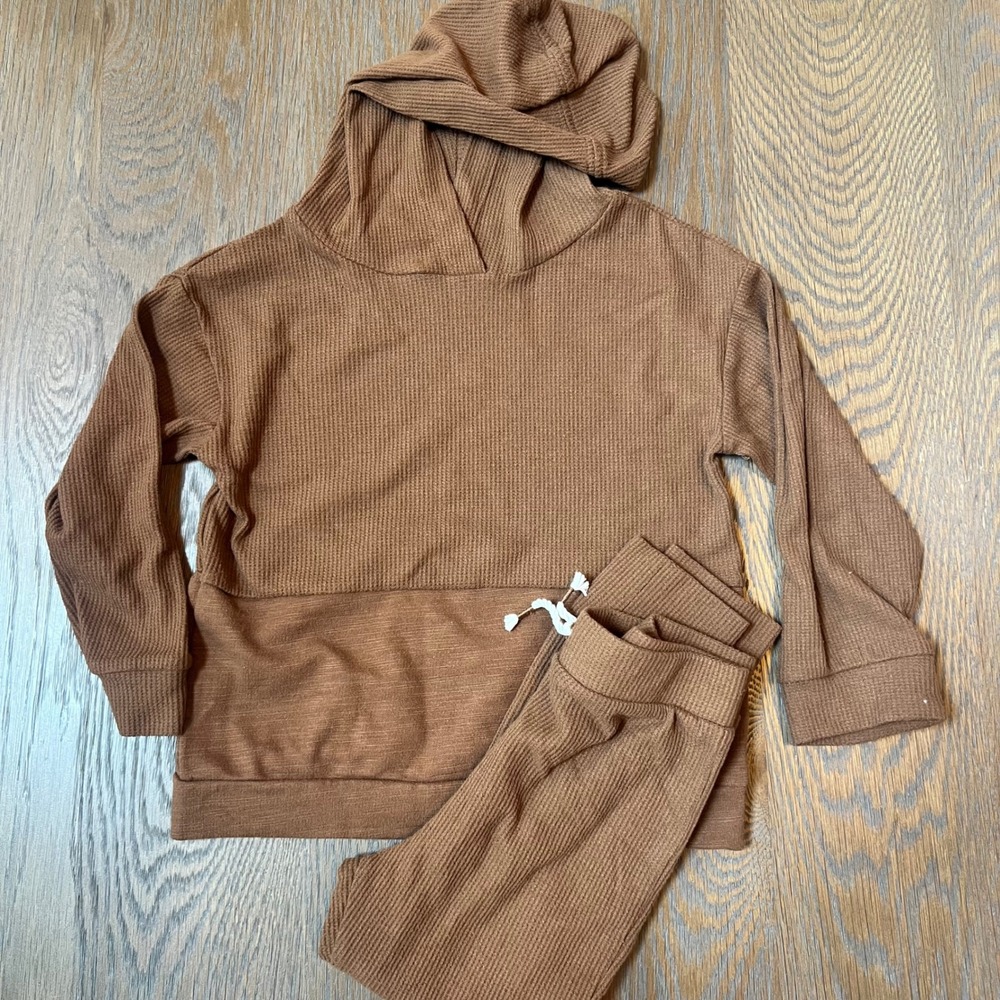 Grayson Collective Kids Brown Waffle Knit Hoodie and Shorts Set 4T Loungewear
